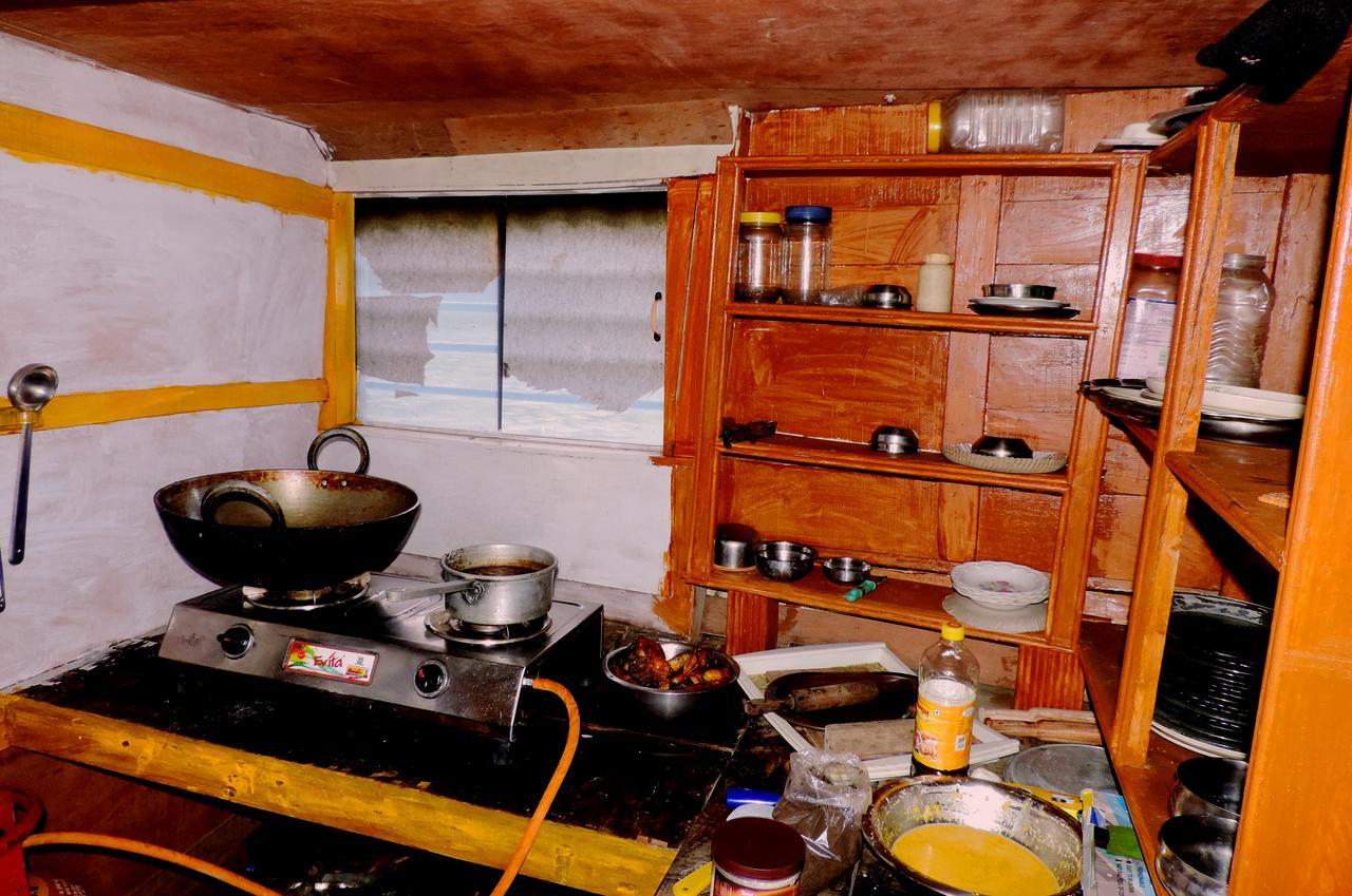 Prakrity Village Resort Sundarbans Gosaha エクステリア 写真